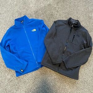 2 lightweight Northface fleeces